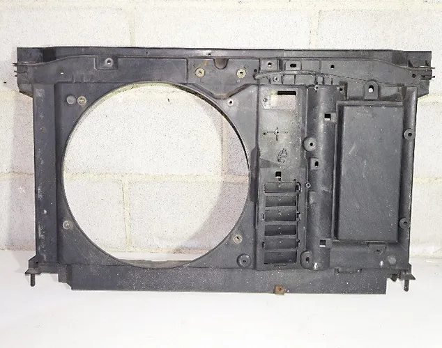 painel frontal quadro do radiador peugeot 308,307 2012 a 2015 original