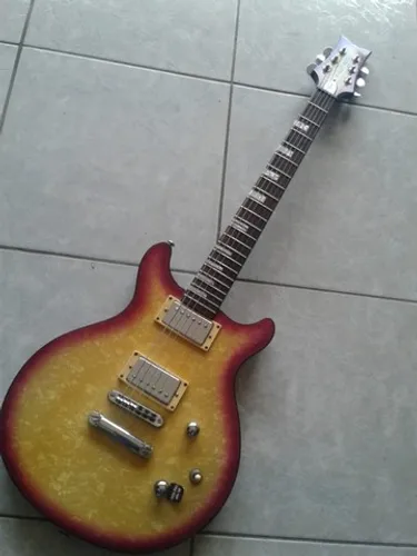 Guitarra Daisy Rock