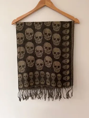 Lenço caveiras
