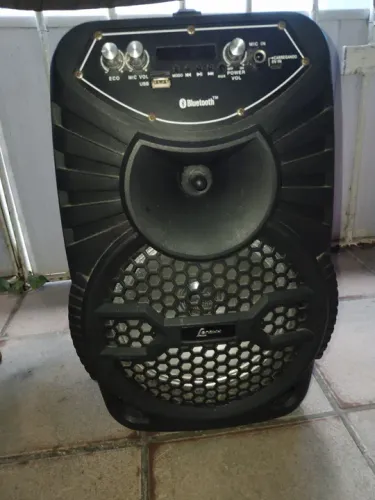 Caixa de Som Bluetooth Portátil