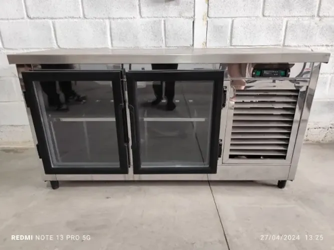 Balcão Refrigerado em Inox com 2 portas de vidro