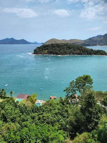 Apartamento de 03 quartos no Porto Real Resort