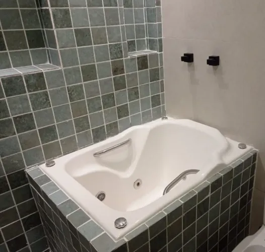 Instalação e Manutenção de banheiras de hidromassagem