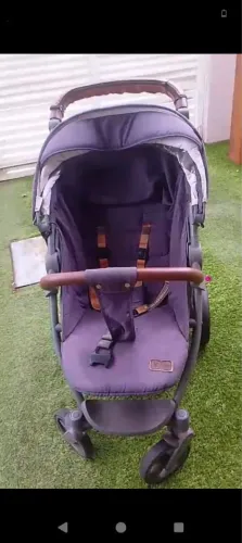 Carrinho e bebê conforto 