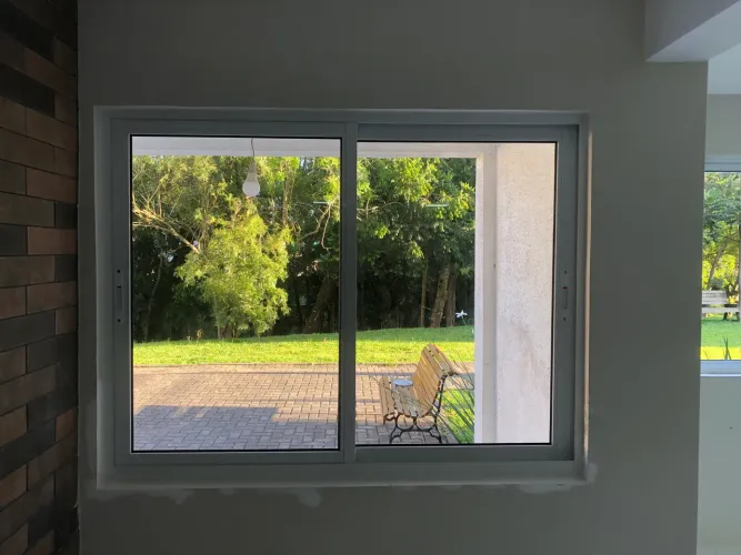 Esquadrias de alumínio sob medida