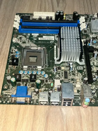 Defeito placa mãe Intel DQ35