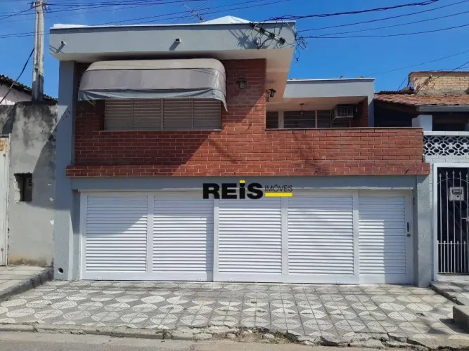 Casa com 6 dormitórios para alugar, 300 m² por R$ 4.525,09/mês - Vila Augusta - Sorocaba/S