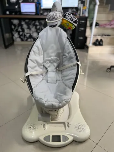 Cadeira de balanço para bebê 4moms