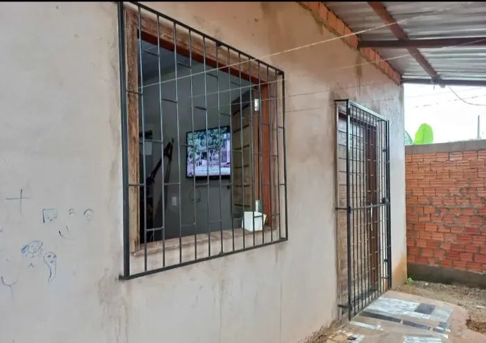 !Vendo casa no Icuí-Guajará, próximo o meio a meio