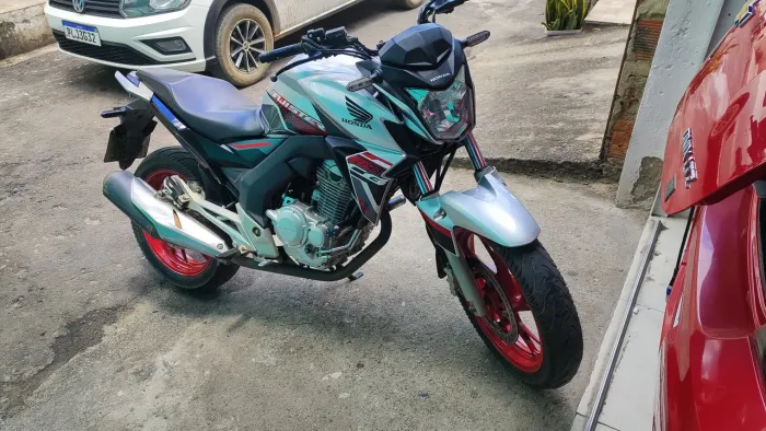 Honda Twister CB250F ano 2021