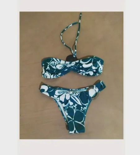 Vendo Biquíni Estampado Tomara que Caia - Floral Verde Novo Praia 2025 Fim de Ano