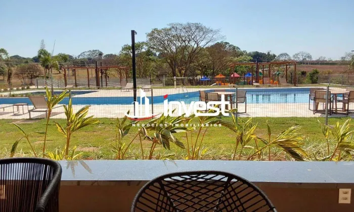 Terreno no Condomínio Terras Alpha, com 300 m2. Condomínio com área de lazer e estrutura c