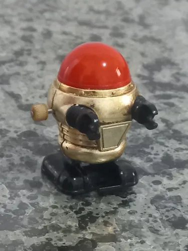 Robozinho brinquedo antigo Tomy anos 70 de corda colecionador 