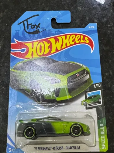 Hotweels ?17 NISSAN GT-R (R35)