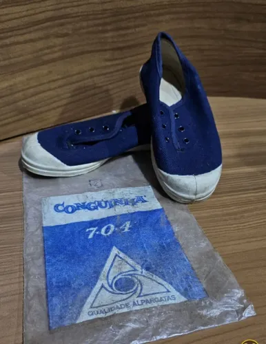 Tênis antigo Conga