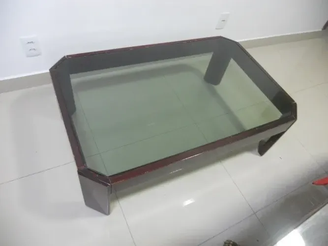 Promoção Linda Mesa de Centro madeira e vidro. Excelente qualidade. Ótimo preço.