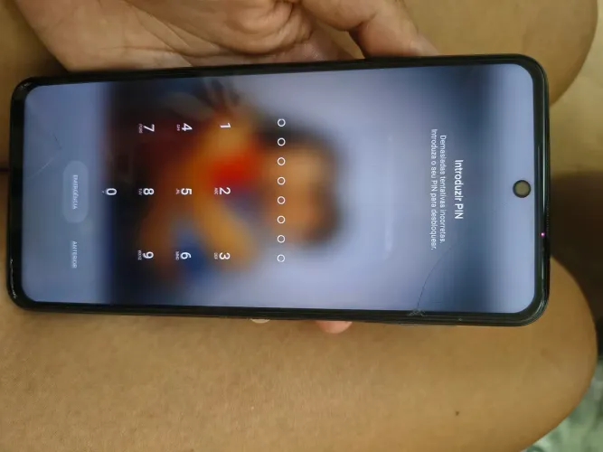 Vendo esse Celular Xaomi 9s 