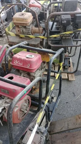 GERADOR BRANCO B4T 5,5 GASOLINA PARA REVISAR