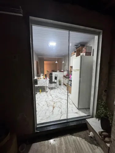 Porta em vidro temperado 2 folhas sob medida!