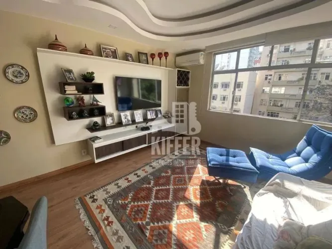 Apartamento em Icaraí 2 Quartos com Cozinha Americana e Armários