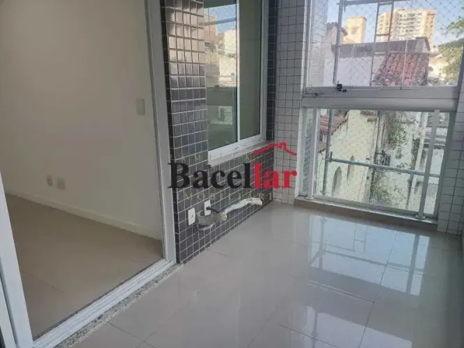 Apartamento : / Residencial / Vila Isabel