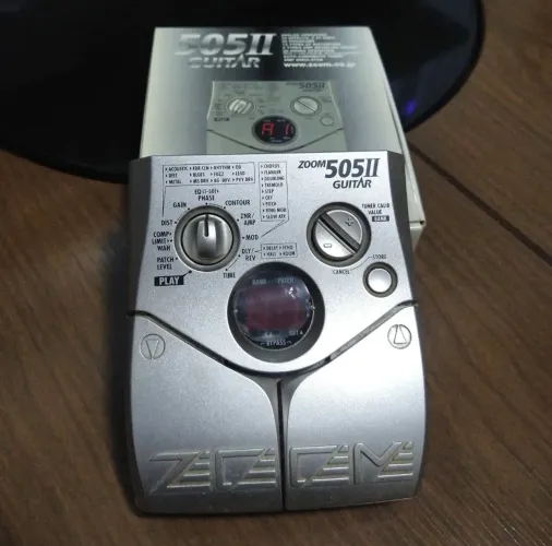 Pedaleira Zoom 505 II - Raridade