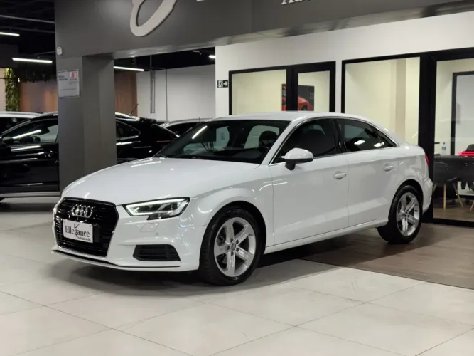 Audi A3 Sedan 1.4 TFSI Flex Tiptronic 4P 2019