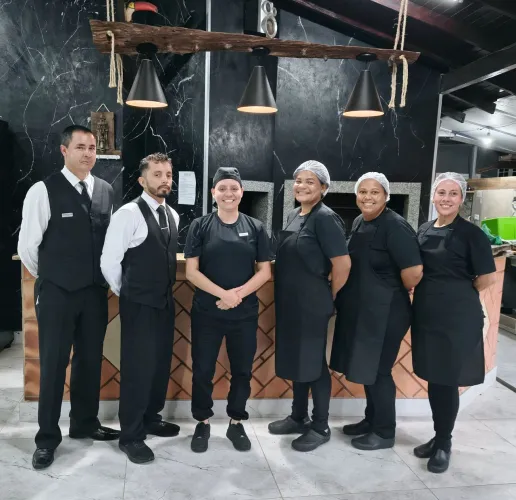 Buffet | Churrasqueiro | Cozinheira