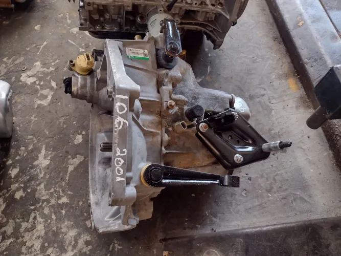 Caixa de Câmbio Peugeot 106 ano 1997 A 2001 original com nota fiscal garantia 3 meses