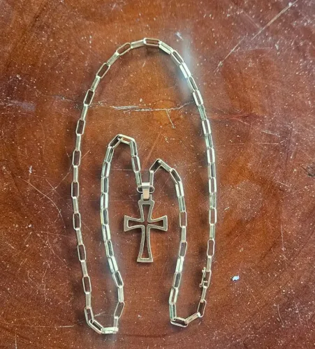 Cordão de Ouro com Cruz