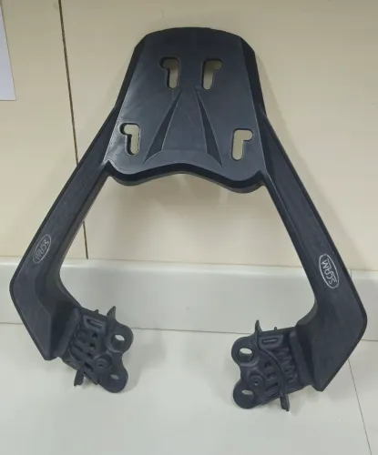 Suporte bagageiro para Baú Scam CB 300F