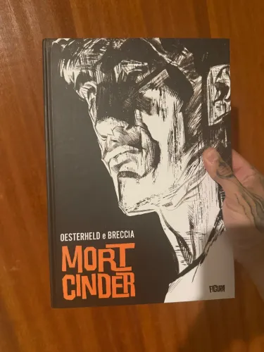 Mort Cinder