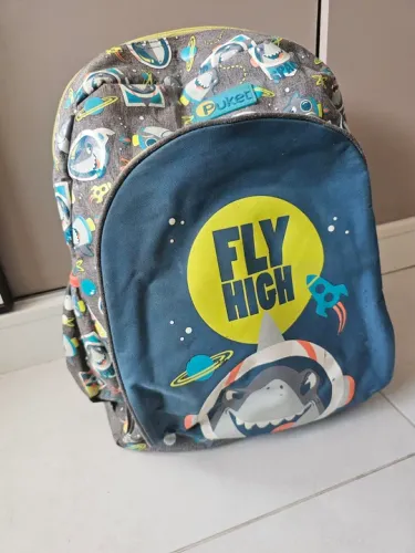 Mochila Escolar Puket em otimo estado de conservação 