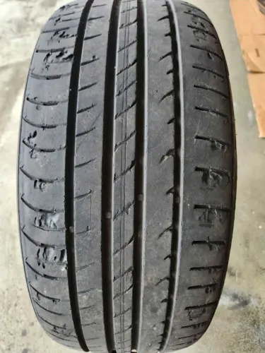 Pneu Hankook 215/40 R18