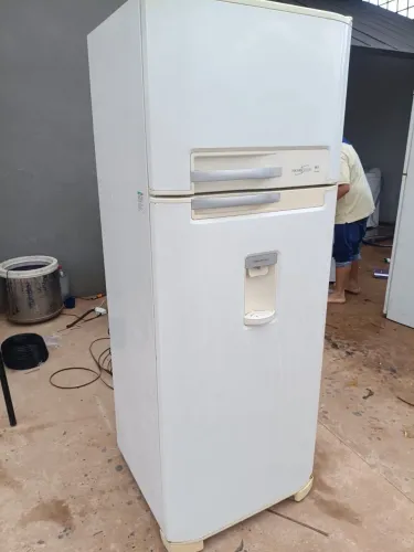 Vendo geladeira