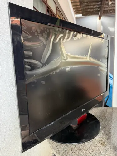 Televisão LG 42 polegadas LCD