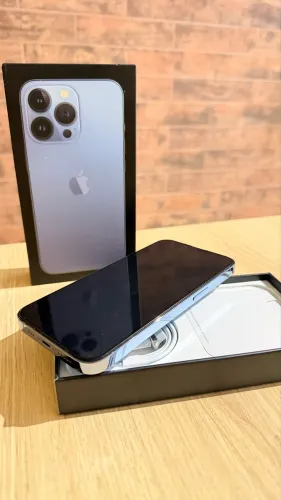 ? iPhone 13 Pro 256GB - Completo, impecável e com bateria em 92% ?