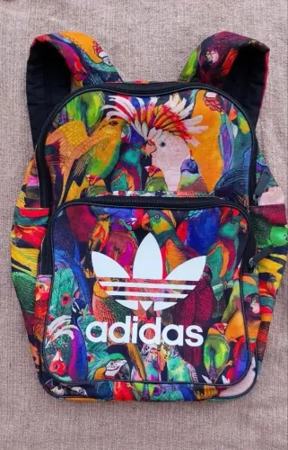 Vendo mochila original Farm Adidas