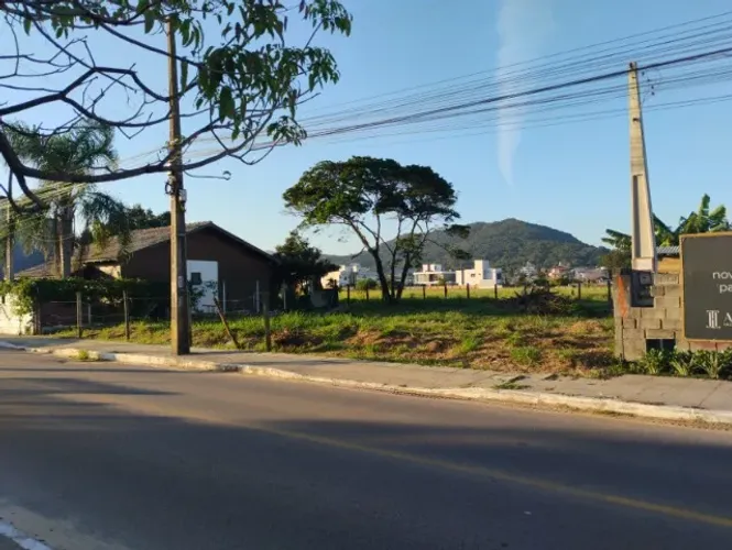 TERRENO NO CAMPECHE COM ESCRITURA PÚBLICA - 402,86 m²