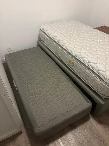 CAMA BOX COM AUXILIAR CONJUGADA COM MOLA + COLCHÃO PILLOW TOP DUPLO ? excelente estado