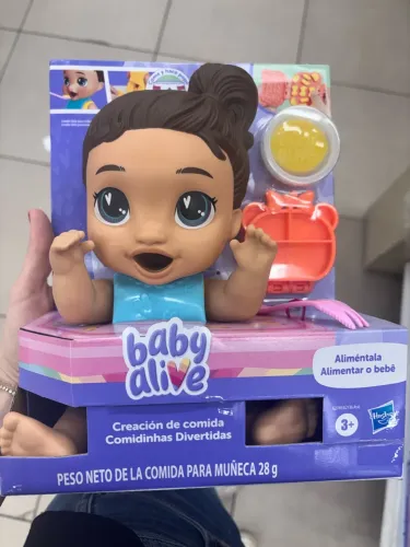Boneca baby alive ? alimentar o bebê?