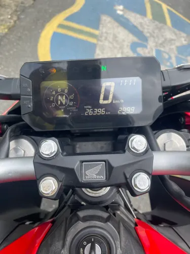 CB Twister 300f - R$20.999