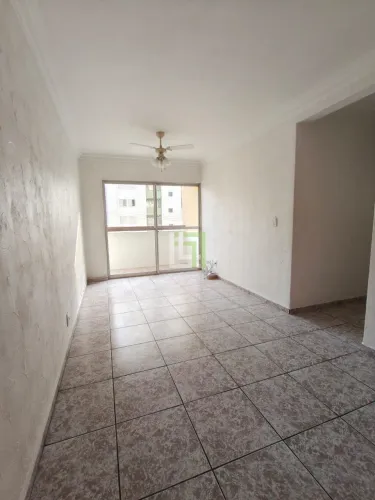 Apartamento com 2 dormitórios para alugar, 56 m² por R$ 2.200,00 mês - Residencial Anchiet