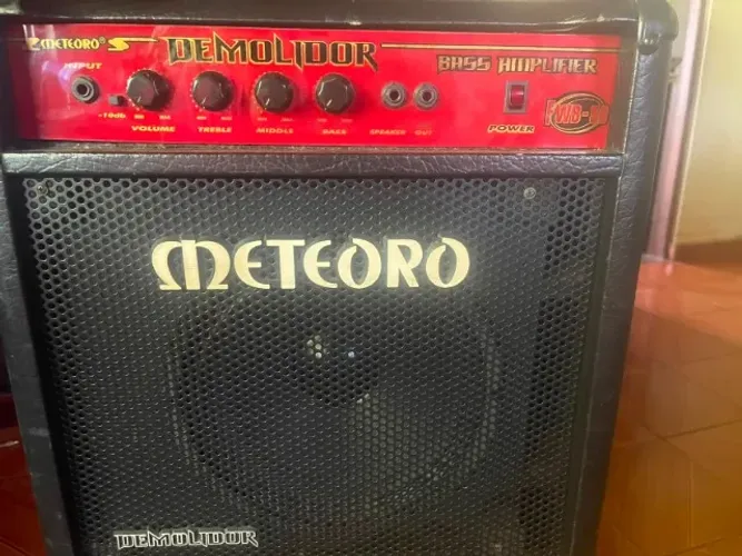 bass amplificador