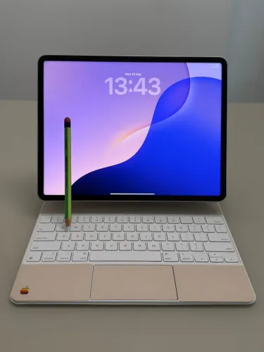 iPad Pro M2 12.9 - 512GB + Apple Pencil + Magic Keyboard