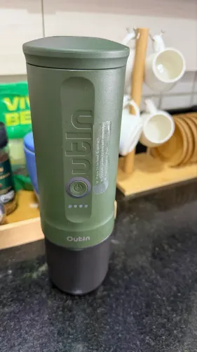 Máquina de café espresso portátil Nano OUTIN | Verde floresta