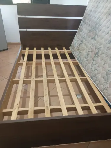 Cama de casal com colchão