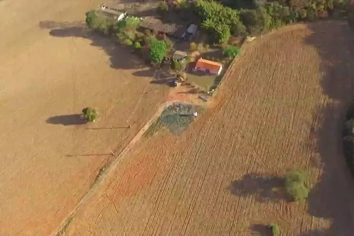 PROPRIEDADE RURAL À VENDA 21 ALQUEIRES NO BAIRRO DO PASSA TRÊS