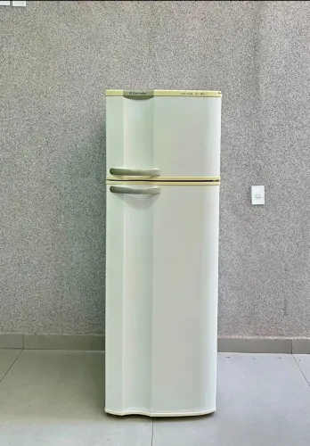 Geladeira Electrolux DC 34 super freezer