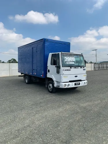 Ford Cargo 815 Baú 2008/2009